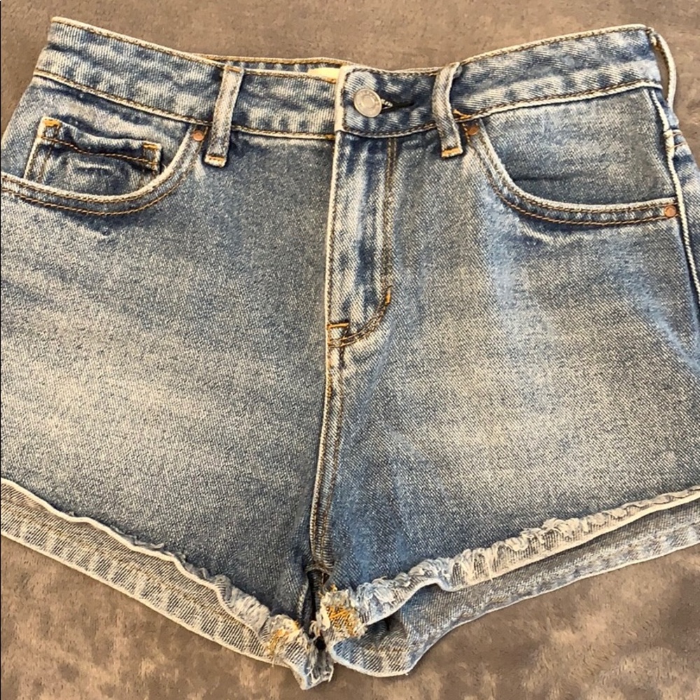 Pacsun light wash jean shorts